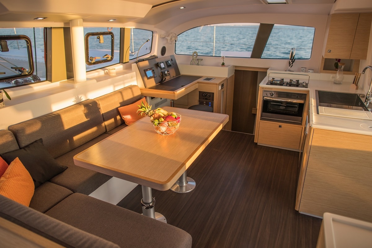 Outremer 45 voile